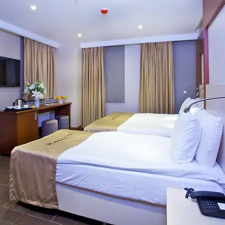 The Coach 3* Stambuł