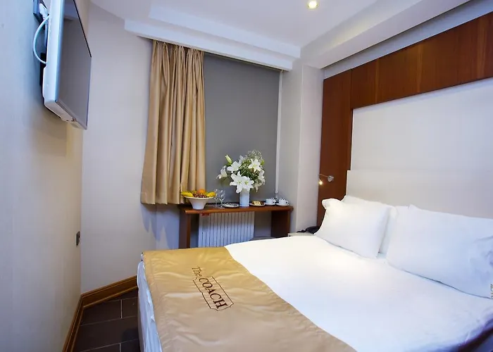 The Coach ホテル 3*