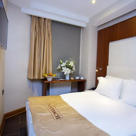 The Coach Hotel 3*